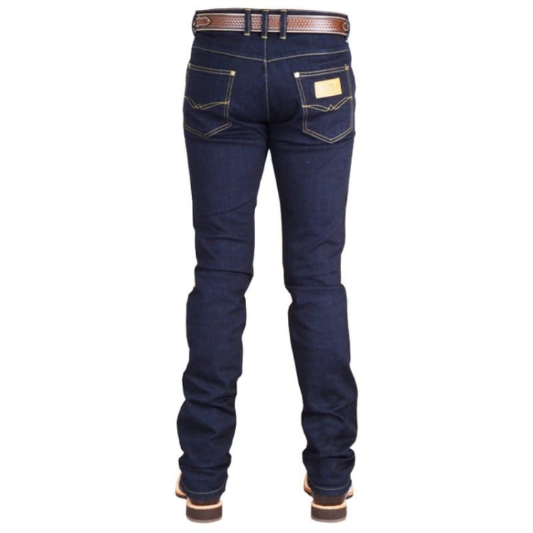 Cowboy Classic Stretch — widok tył męski, dark rinse, złota etykieta na tylnej kieszeni