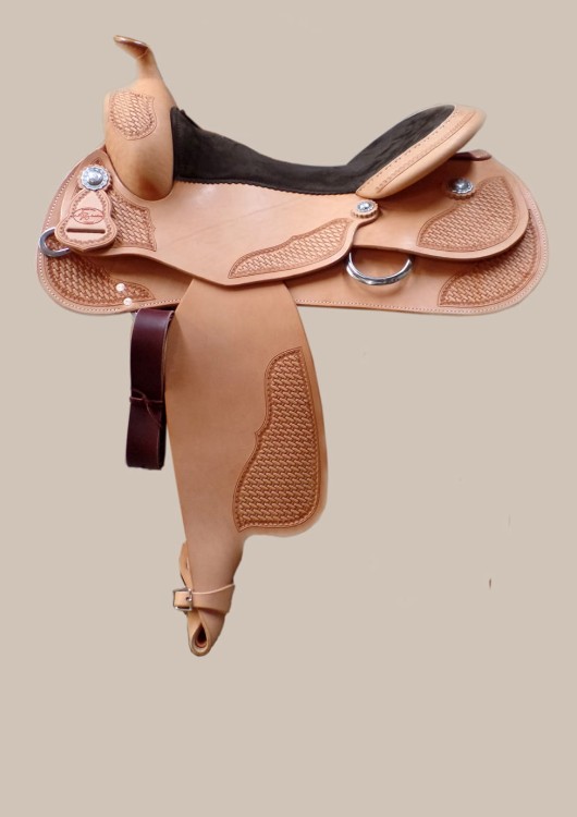 Siodło AK Joachim Kasper Basic #35-001 — niski tylnik, basket tooling w polach, siedzisko zamsz, kolor natur