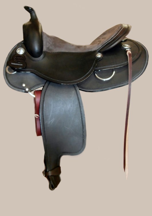 Siodło AK Joachim Kasper Round Skirt Cut Out #47-002 — czarna gładka skóra, round skirt, roughout fendery, srebrne concho