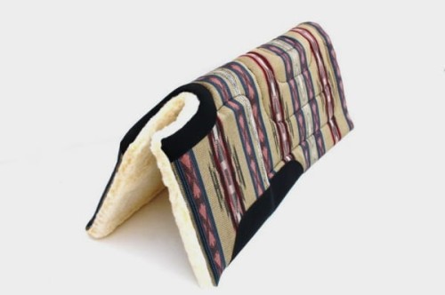 Pad western korekcyjny Mustang podwójny — widok z góry, wzór South West, pogrubienie przy łopatkach