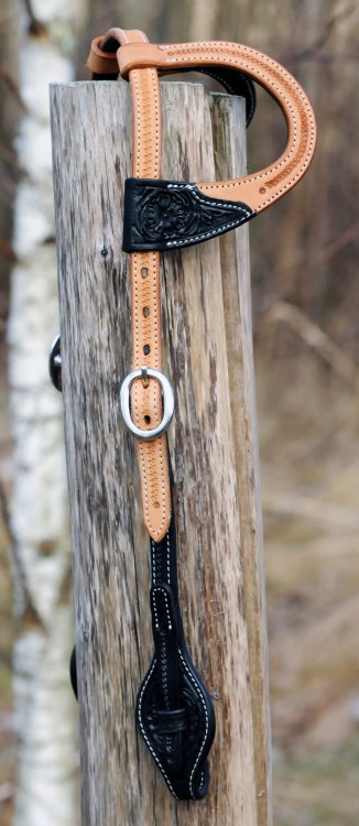 Ogłowie western dwoje uszu GVR dwukolorowe — tan + czarna skóra, floral tooling, rozmiar cob, srebrna klamra