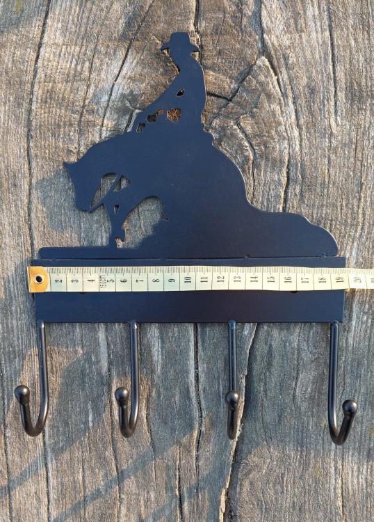 Wieszak jeździecki do stajni