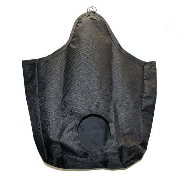 Czarny worek na siano do zawieszenia