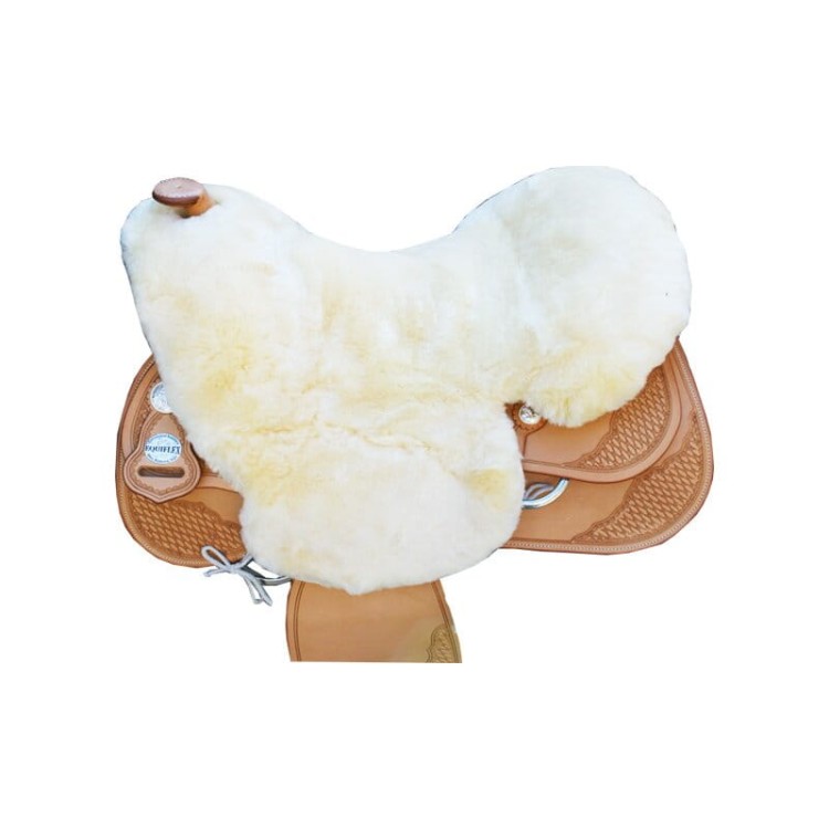 Nakładka na siedzisko Pool's z naturalnej skóry jagnięcej naturalna/biała — zamontowana na siodle westernowym z tłoczeniem basket