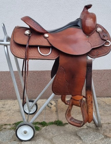 siodlo-western-tloczenia-basket-srebrne-concha