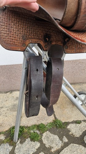 Double dee rigging i billets siodła western Double J lb252 — tie strap skórzany i neoprenowy
