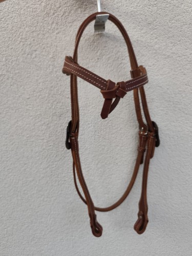 Ogłowie western PROLINE futurity knotted — widok frontalny, wiązania knotted przy podstawie V, skóra kasztan, concha różana — HorsePassion.pl