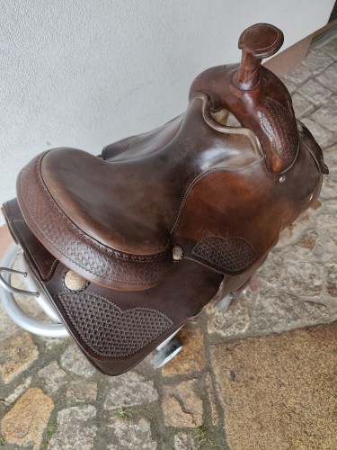 Siedzisko siodła roping Deuber Partner Strasz04 — gładka skóra licowa, basket tooling wokół, widok z góry