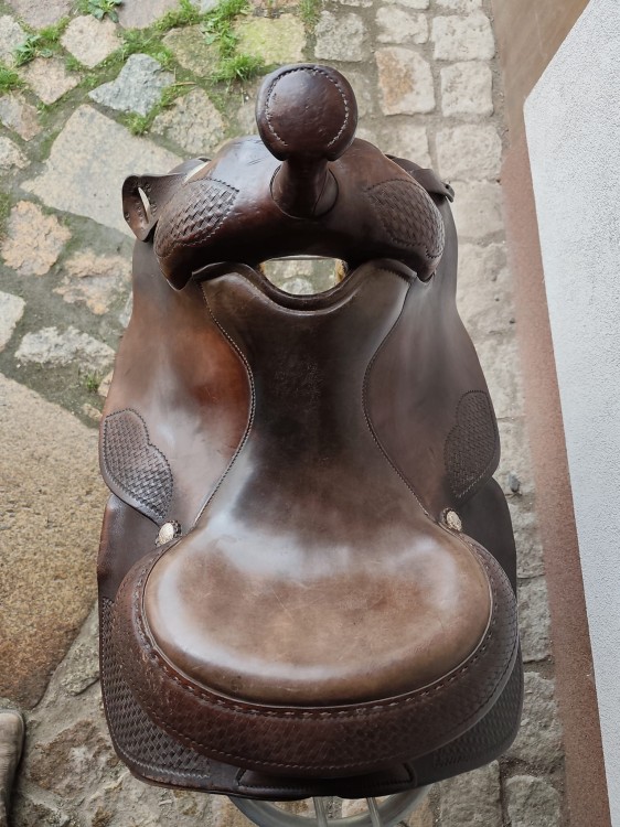 Siodło western roping Deuber Partner 74cm — siedzisko ze śladami użytkowania, basket tooling
