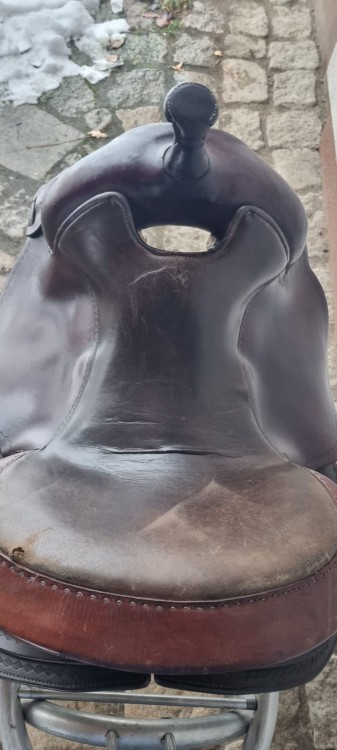 Siedzisko siodła Montana Saddlery 130 lb279 — ogólny stan, widok z góry