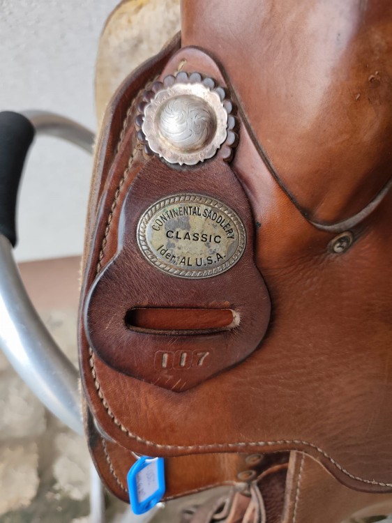 Medalion Continental Saddlery Classic Ider AL USA i numer modelu — siodło western używane