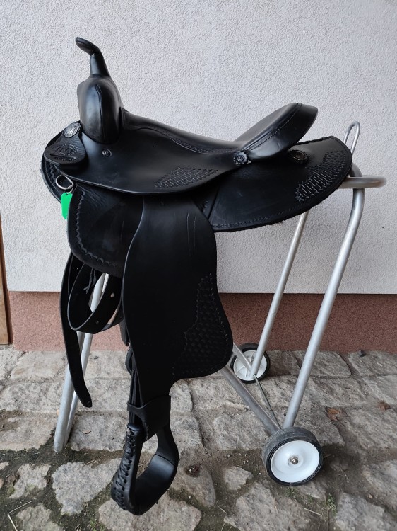 uzywane-siodlo-westernowe-montana-czarne