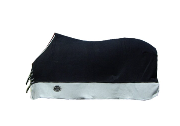 Derka polarowa dla konia po treningu