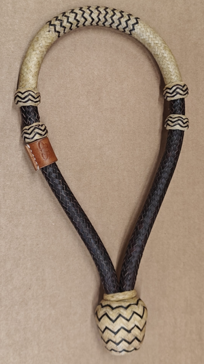 Bosal GVR dwukolorowy 32-splotowy QH 5/8" czarno-naturalny — HorsePassion.pl