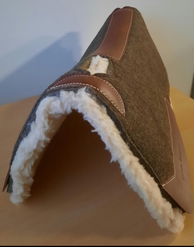 Pad Arena Masters filcowo‑wełniany — pad western do codziennej jazdy