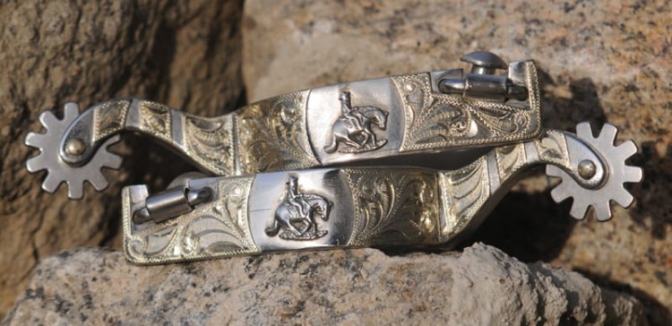 Ostrogi western sliding stop Equi srebrne stal nierdzewna grawer floral medalion koń para — HorsePassion.pl